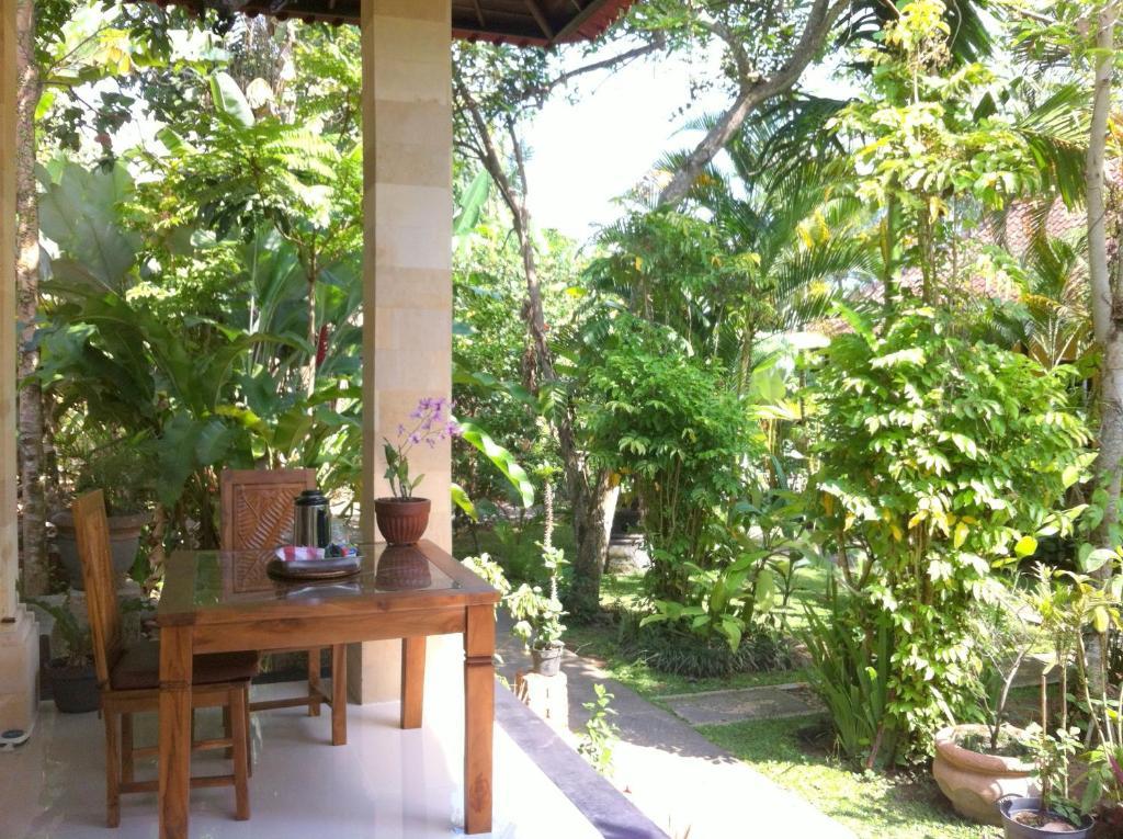 Karang Mesari Ubud Guest House Buitenkant foto